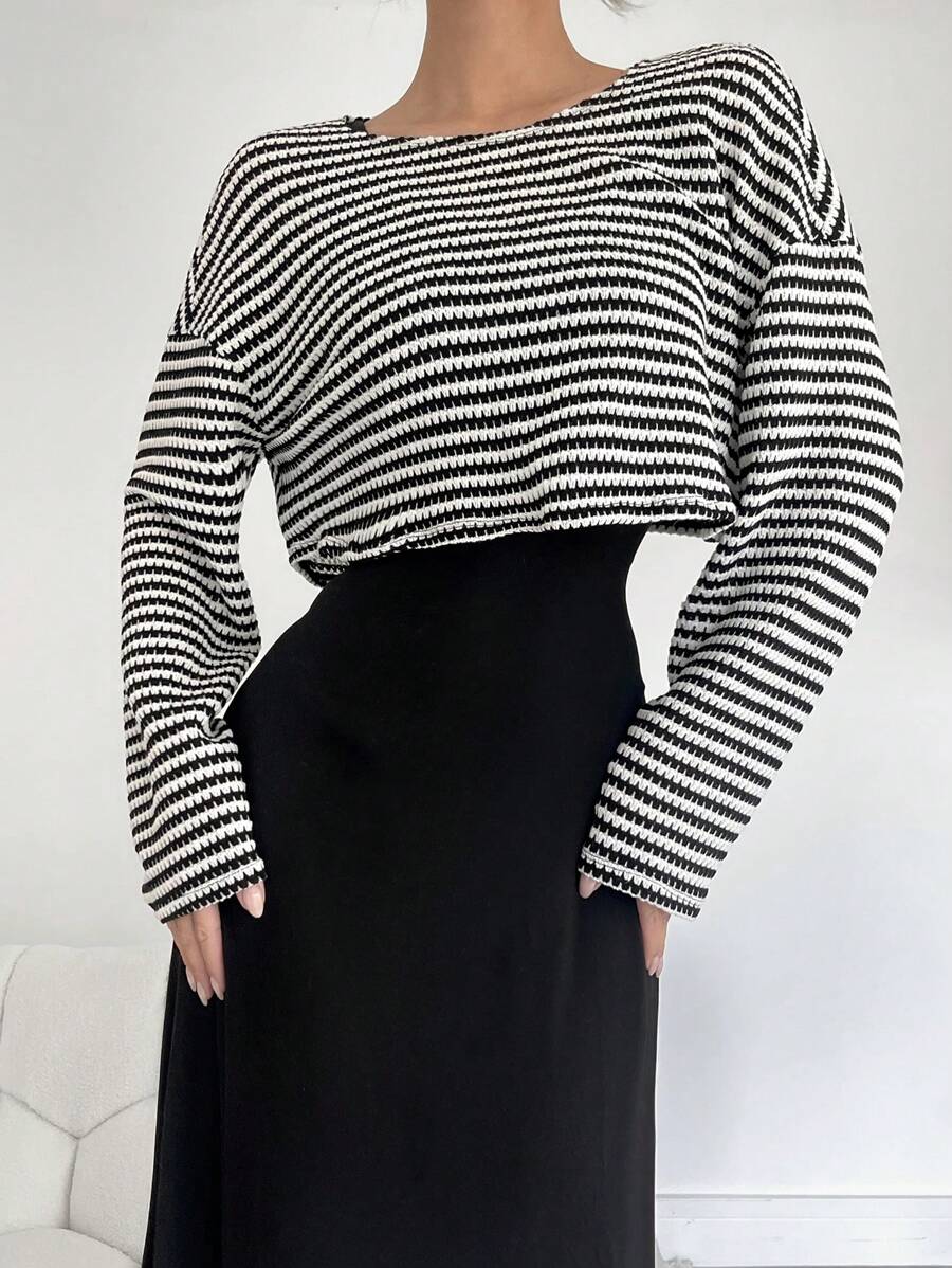 Noor Striped Boat Neck Two Piece Set - view 3