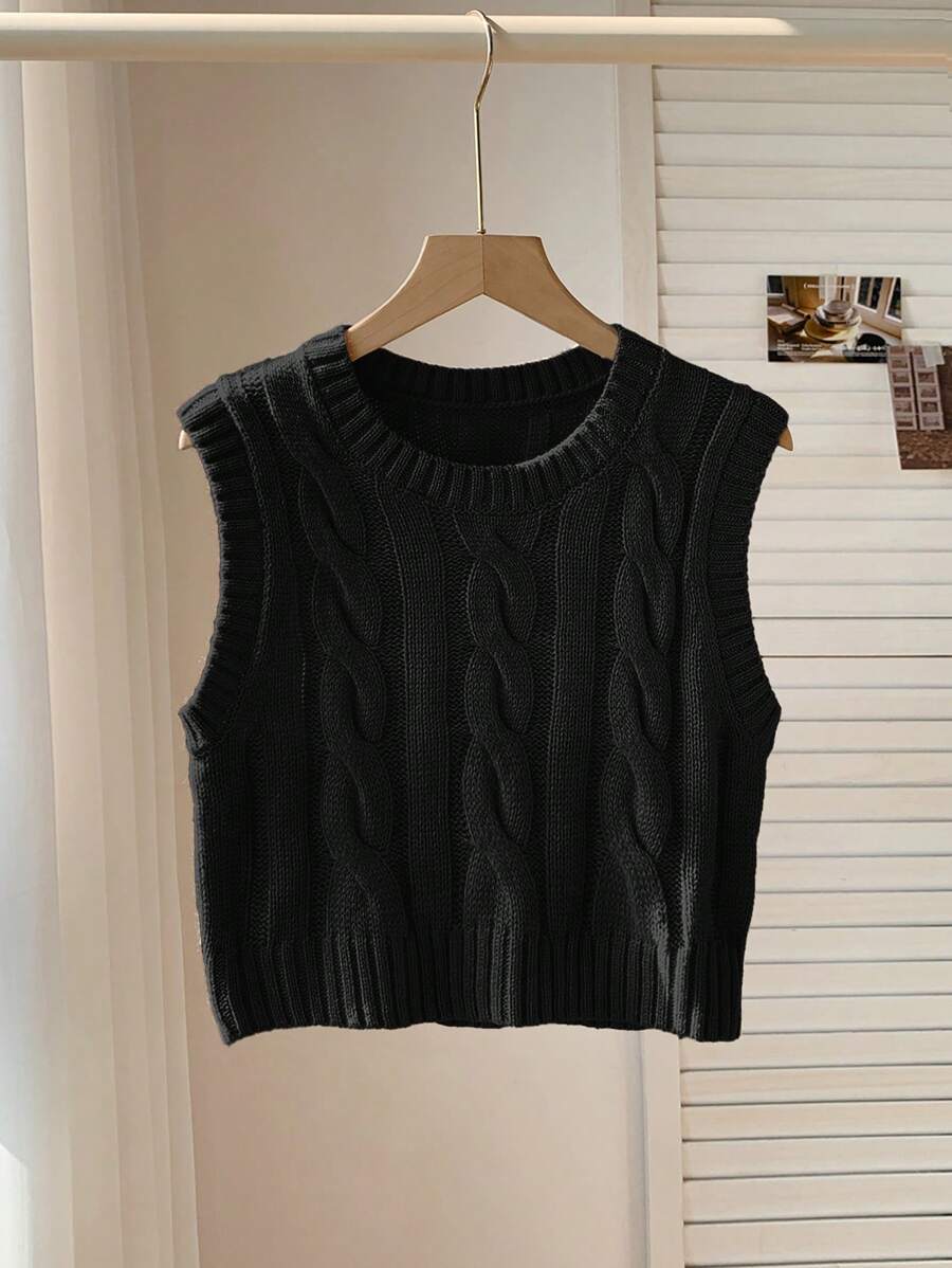 Lucia Cable Knit Cropped Sleeveless Sweater Vest - view 3