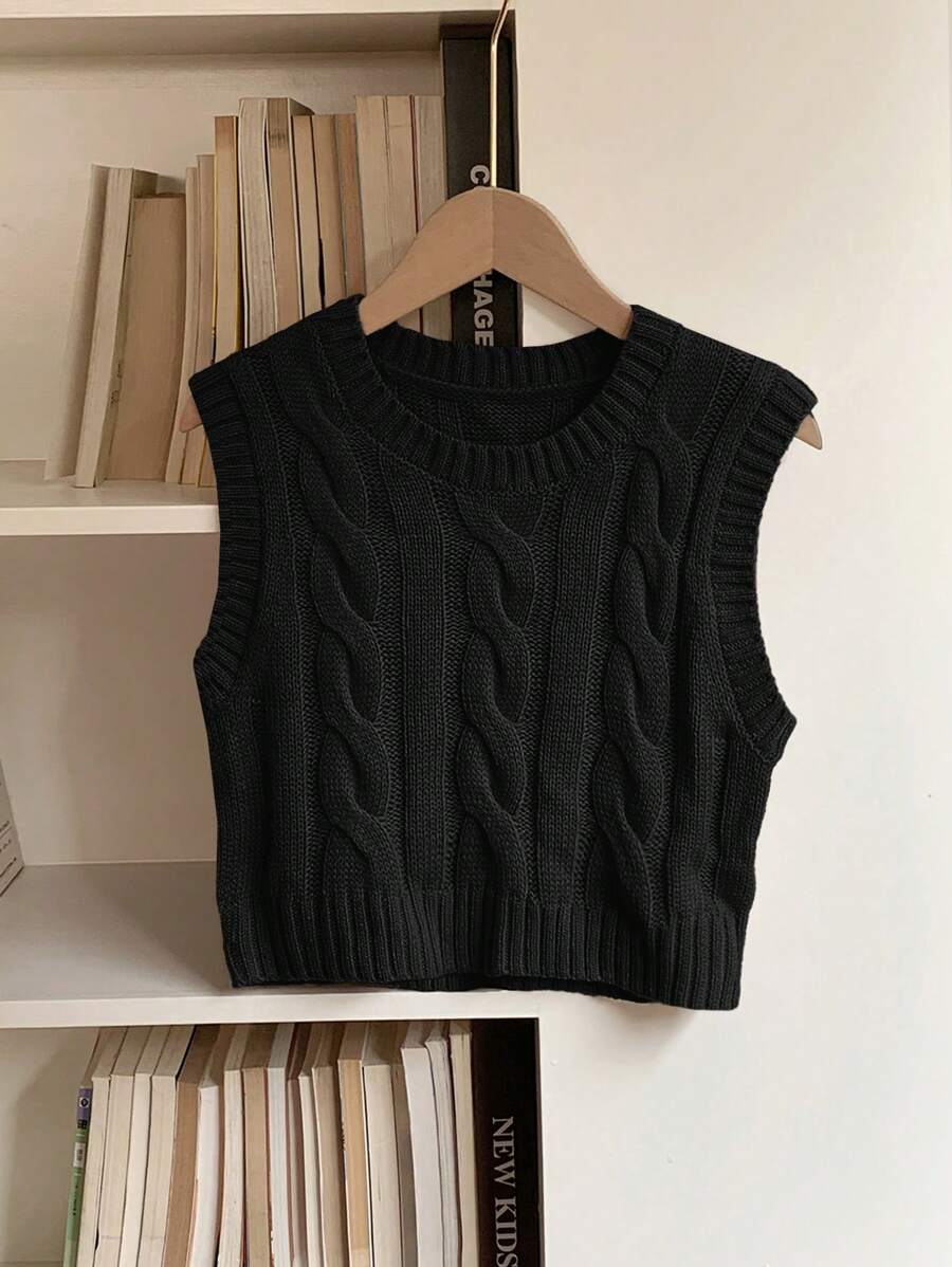 Lucia Cable Knit Cropped Sleeveless Sweater Vest - view 5