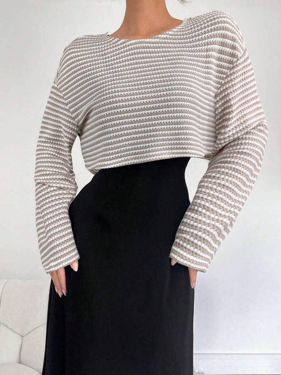 Noor Striped Boat Neck Two Piece Set - view 9
