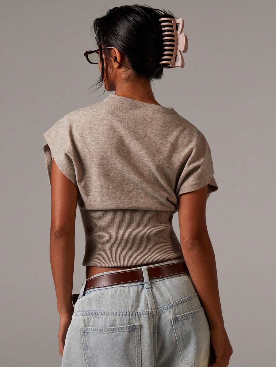 Grace Cropped Button Front Cap Sleeve Blouse - view 3