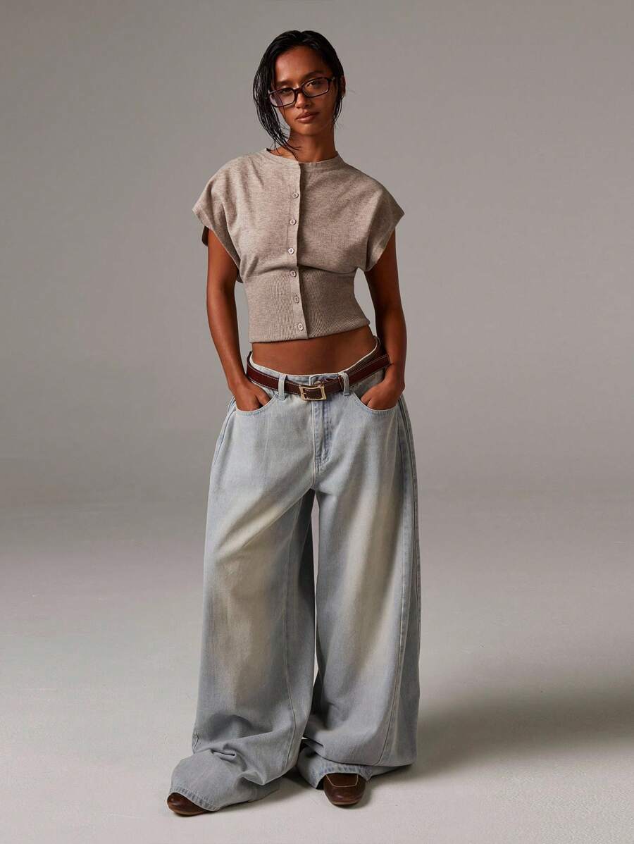 Grace Cropped Button Front Cap Sleeve Blouse - view 4
