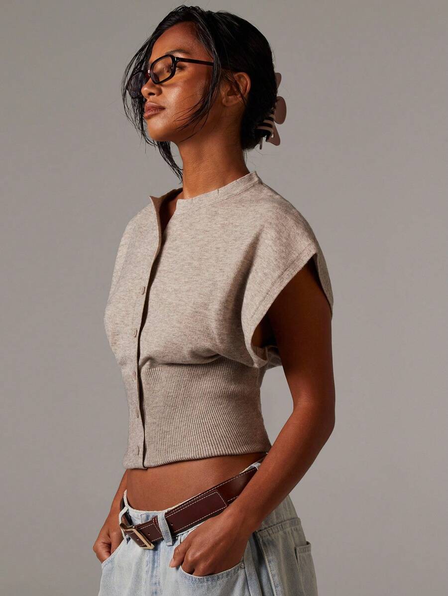 Grace Cropped Button Front Cap Sleeve Blouse - view 5