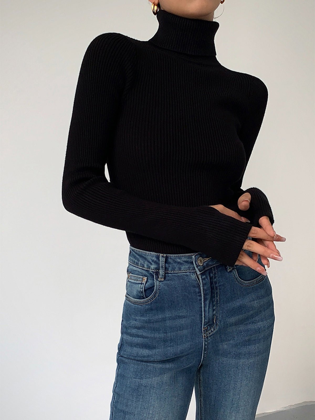 Scarlet Women's Ribbed Turtleneck Sweater | Lightweight Knit