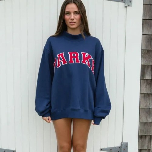 Annabelle – Women's Oversized Varsity Sweatshirt, Chenille Lettering Crewneck Jumper – view 7
