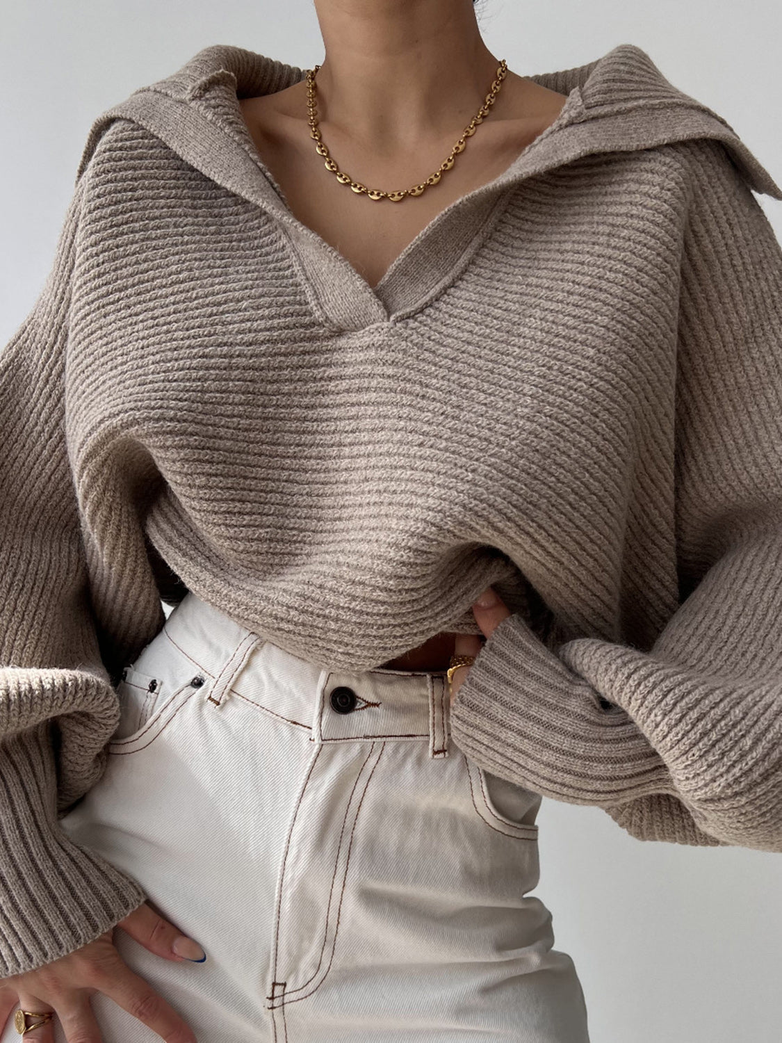 Jane – Ribbed Polo Sweater with Split Collar and Wide Cuffs for Women – view 9