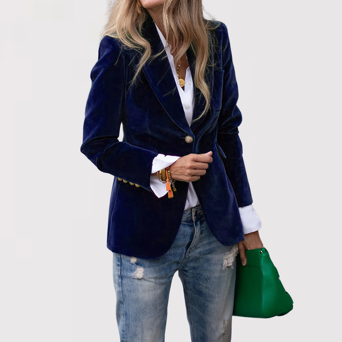 Quirita – Tailored Velvet Jacket with Structured Shoulder for Women – view 4