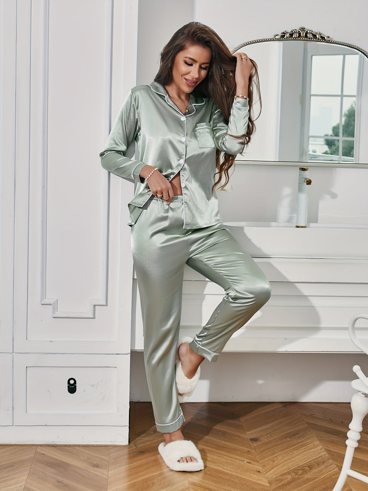 Satin Two-Piece Sleepwear Set - Casual Comfort – view 11